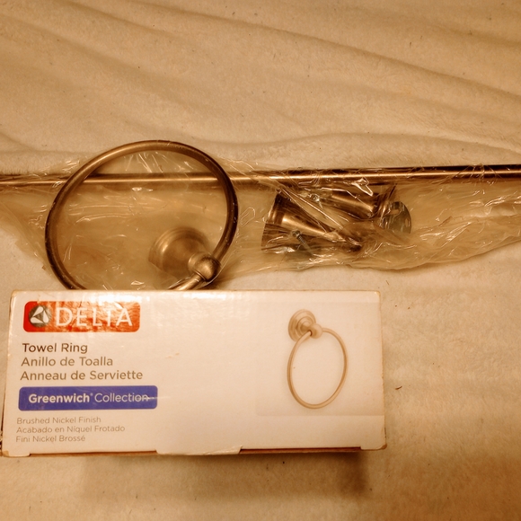 Delta Computers and Laptops - Picture 2 of 5